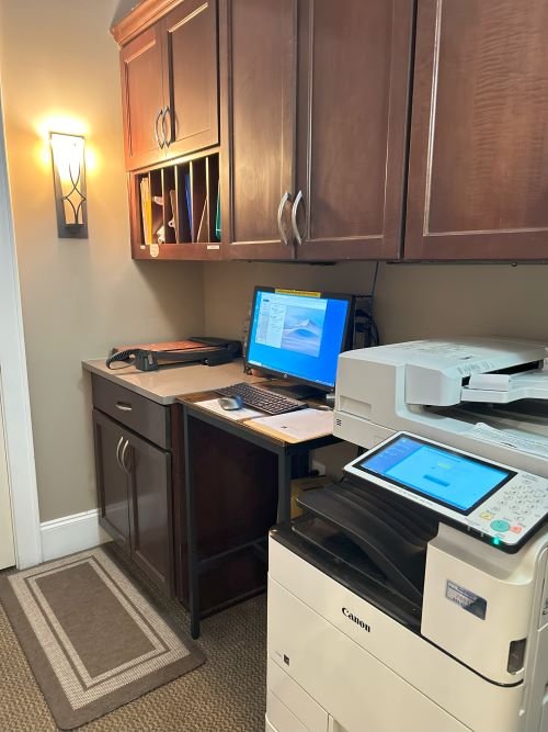 office-cleaner-copyroom-1 office-cleaner-copyroom-1