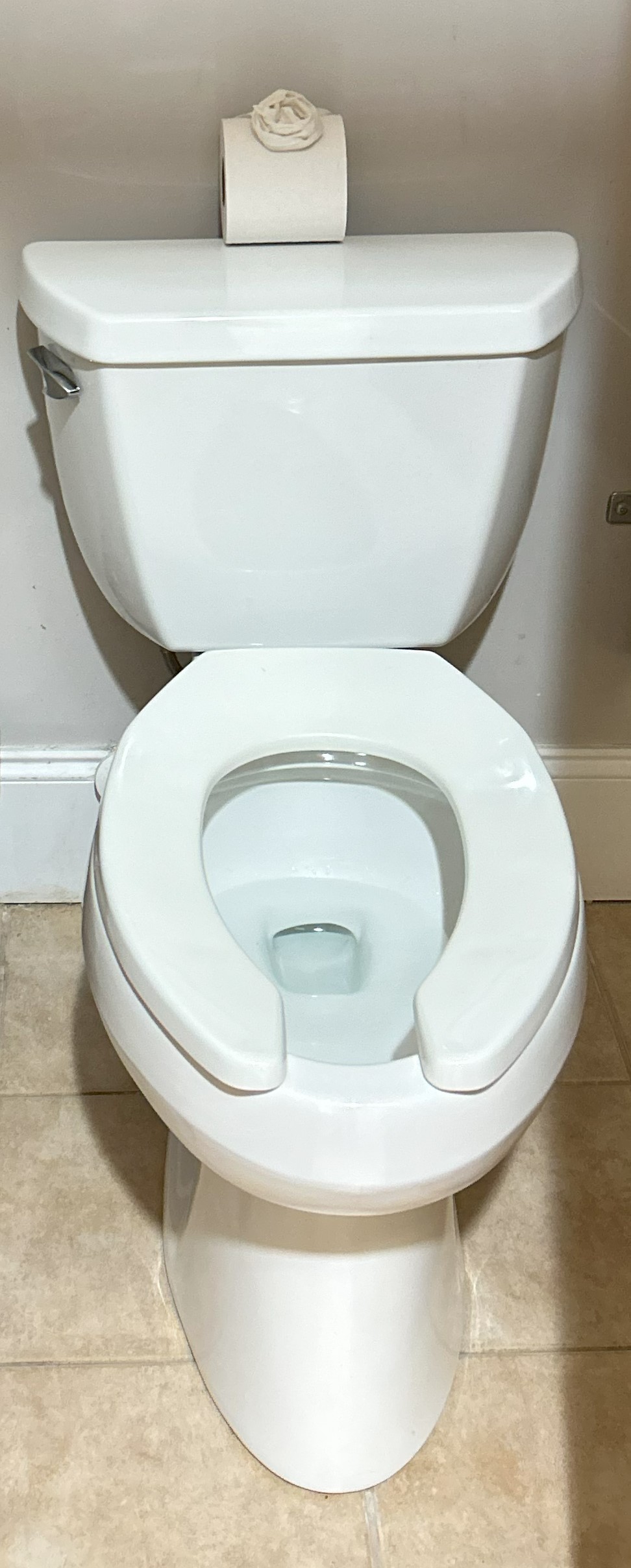 office-cleaner-toilet-cleaner-1 office-cleaner-toilet-cleaner-1