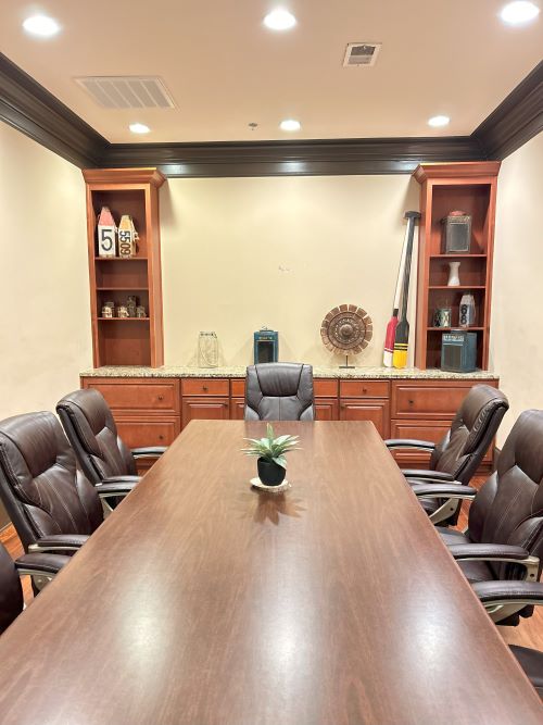 office-cleaner-boardroom-1 office-cleaner-boardroom-1